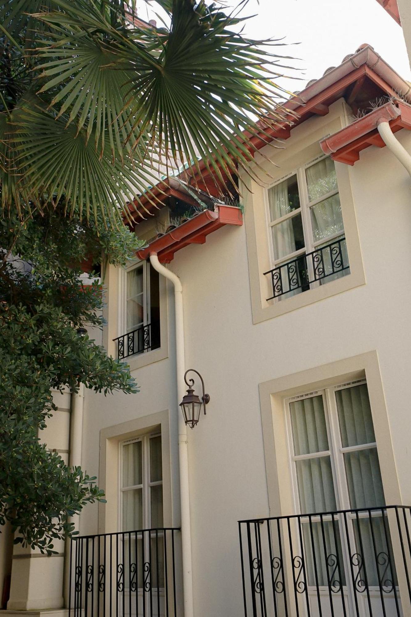 Alfred Hotels Port-Vieux Biarritz Bagian luar foto